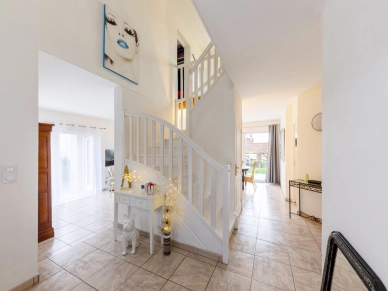 Maison à vendre 6 pièces de 130 m² à Osny