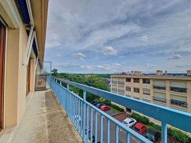 Appartement à vendre 2 pièces de 67,77 m² à Conflans-Sainte-Honorine