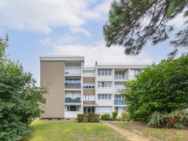 Appartement à vendre 3 pièces de 63 m² à Carrières-sur-Seine