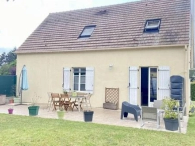 Maison vendu 5 pièces de 102 m² à Étrépagny