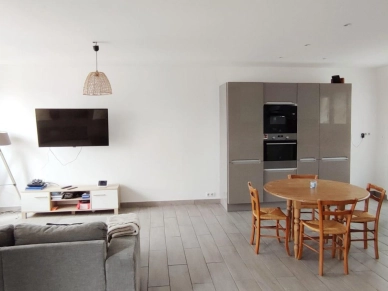 Maison à vendre 5 pièces de 118,7 m² à Ruelle-sur-Touvre