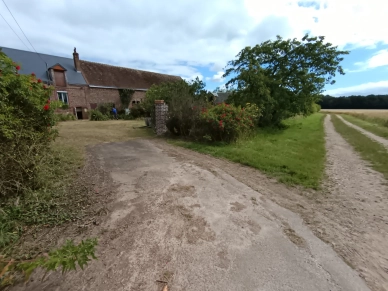 Maison à vendre 3 pièces de 67 m² à La Bazoche-Gouet