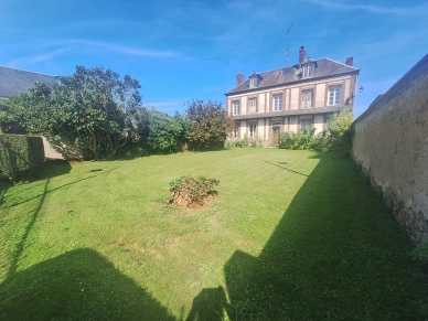 Maison à vendre 7 pièces de 150 m² à Neufchâtel-en-Bray