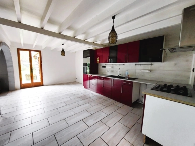 Maison à vendre 5 pièces de 97 m² à Beauvais