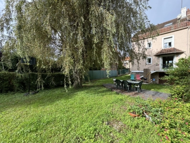 Maison à vendre 6 pièces de 127 m² à Meulan-en-Yvelines