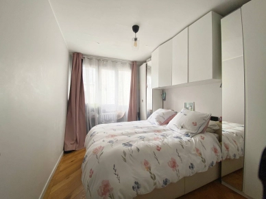 Appartement à vendre 3 pièces de 50 m² à Paris