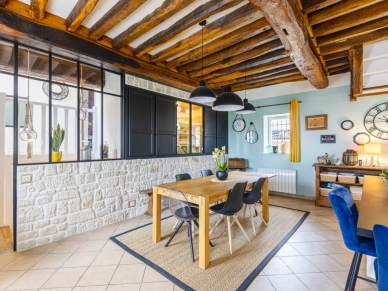 Maison à vendre 8 pièces de 164 m² à Berville