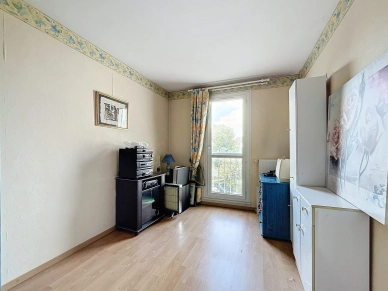 Appartement à vendre 4 pièces de 78,8 m² à Éragny