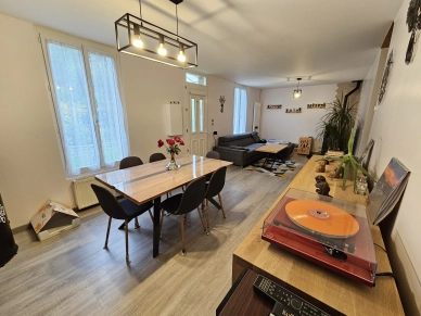 Maison à vendre 5 pièces de 90,36 m² à Conflans-Sainte-Honorine