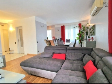 Maison à vendre 6 pièces de 170 m² à Plaisir