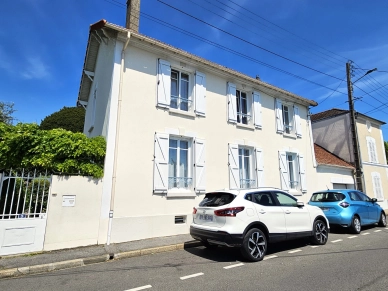 Maison à vendre 7 pièces de 130 m² à Conflans-Sainte-Honorine