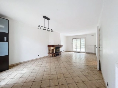 Maison à vendre 4 pièces de 90,4 m² à Éragny