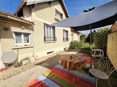 Maison à vendre 5 pièces de 137 m² à Conflans-Sainte-Honorine