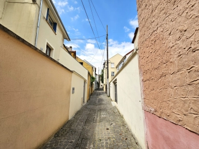 Maison à vendre 6 pièces de 100 m² à Chanteloup-les-Vignes