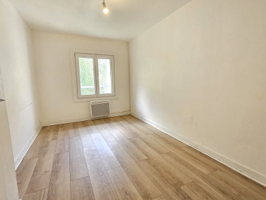 Maison à vendre 6 pièces de 100 m² à Chanteloup-les-Vignes