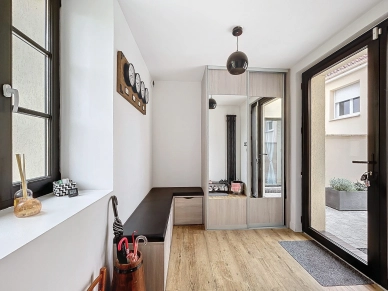 Maison à vendre 6 pièces de 163,86 m² à Éragny