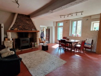 Maison à vendre 7 pièces de 163 m² à Neuville-sur-Oise