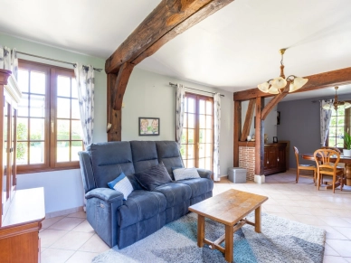 Maison à vendre 5 pièces de 130 m² à Saint-Pierre-es-Champs