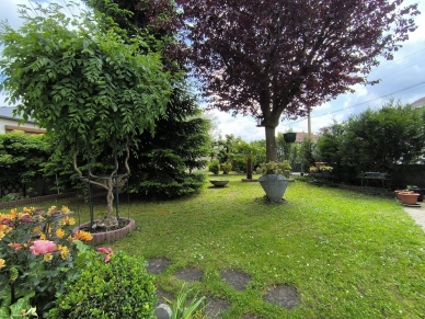 Maison à vendre 5 pièces de 130 m² à Conflans-Sainte-Honorine