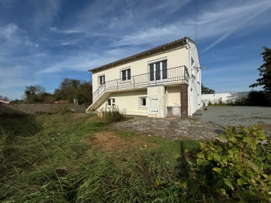 Maison à vendre 5 pièces de 112 m² à Port-des-Barques