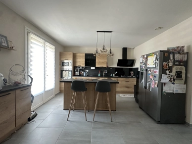 Maison à vendre 5 pièces de 147,83 m² à Fonbeauzard