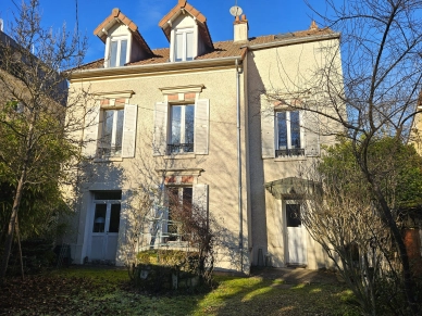 Maison à vendre 7 pièces de 154 m² à Conflans-Sainte-Honorine