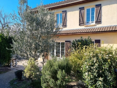 Maison à vendre 5 pièces de 105 m² à Conflans-Sainte-Honorine