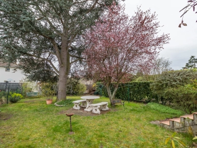 Maison à vendre 6 pièces de 115 m² à Conflans-Sainte-Honorine