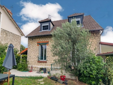 Maison à vendre 6 pièces de 84 m² à Conflans-Sainte-Honorine