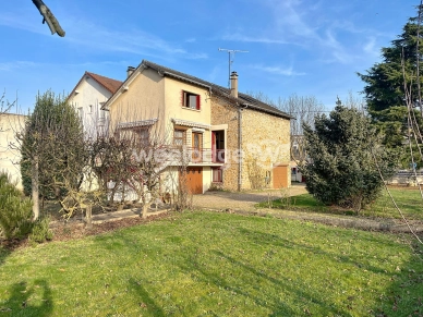 Maison à vendre 7 pièces de 139 m² à Maurecourt