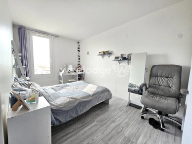 Appartement à vendre 4 pièces de 81 m² à Éragny