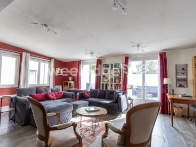 Maison à vendre 6 pièces de 143,79 m² à Cormeilles-en-Parisis