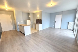 Appartement à vendre 2 pièces de 46,38 m² à Cergy